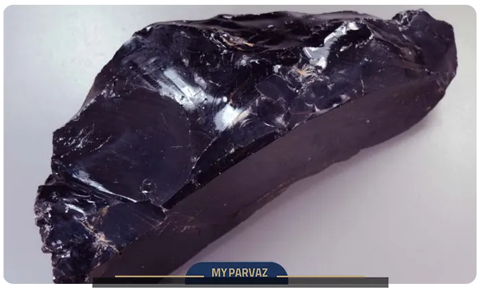 Obsidian stone